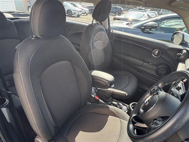 ミニ ミニ クーパーＤ ３ドア R1年 (東北) 99