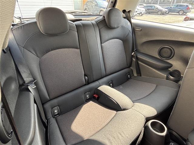 ミニ ミニ クーパーＤ ３ドア R1年 (東北) 99