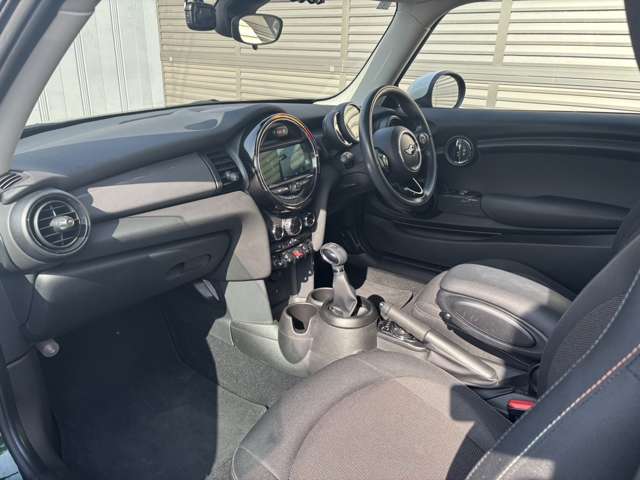 ミニ ミニ クーパーＤ ３ドア R1年 (東北) 99