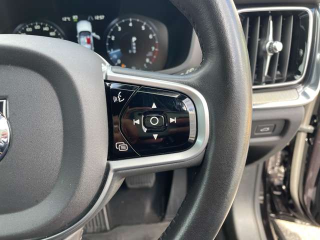 ボルボ Ｖ６０ Ｔ５　インスクリプション R1年 (東北) 99