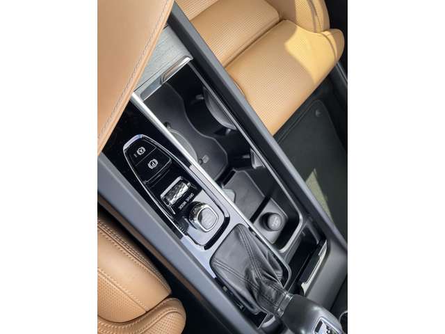 ボルボ Ｖ６０ Ｔ５　インスクリプション R1年 (東北) 99