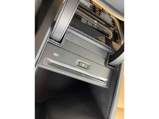 ボルボ Ｖ６０ Ｔ５　インスクリプション R1年 (東北) 99