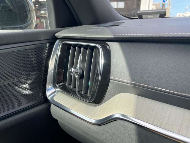 ボルボ Ｖ６０ Ｔ５　インスクリプション R1年 (東北) 99