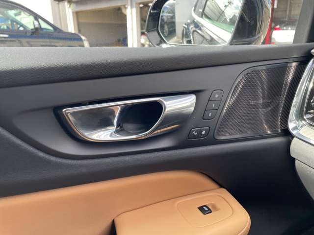 ボルボ Ｖ６０ Ｔ５　インスクリプション R1年 (東北) 99