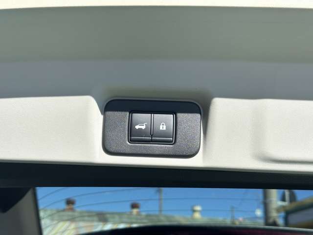 日産 アリア Ｂ６ R4年 (東海) 99