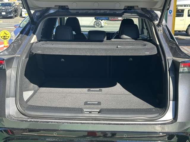 日産 アリア Ｂ６ R4年 (東海) 99