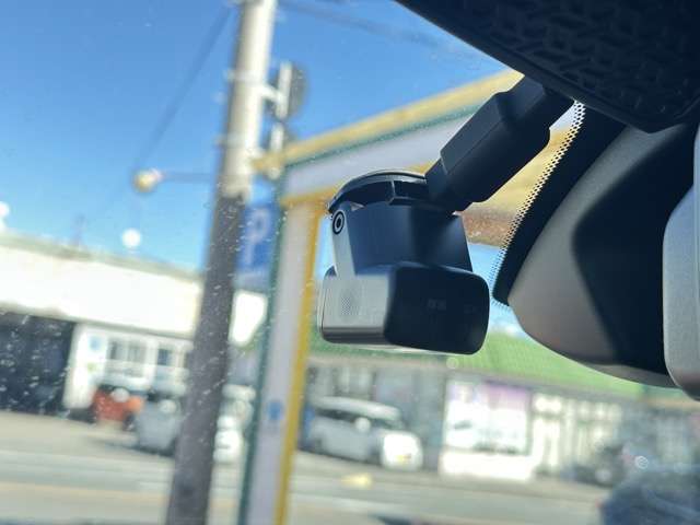 日産 アリア Ｂ６ R4年 (東海) 99