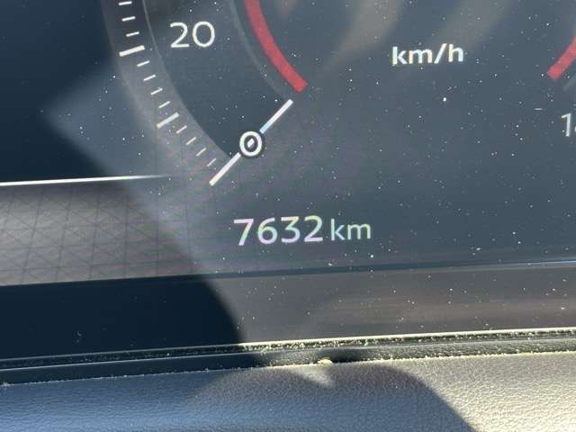 日産 アリア Ｂ６ R4年 (東海) 99