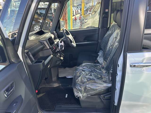 ダイハツ タント ６６０ カスタム ＲＳ R6年 (東海) 99