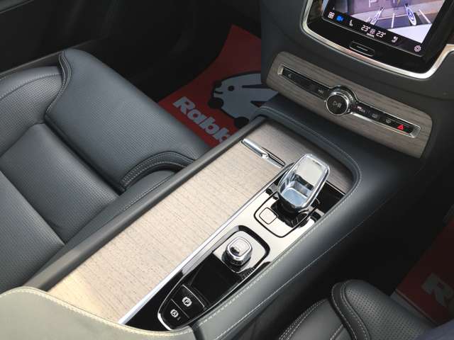 ボルボ ＸＣ９０ リチャージ アルティメット Ｔ８ ＡＷＤ プラグイン ハイブリッド ４ＷＤ R5年 (東海) 99