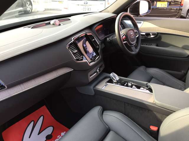 ボルボ ＸＣ９０ リチャージ アルティメット Ｔ８ ＡＷＤ プラグイン ハイブリッド ４ＷＤ R5年 (東海) 99