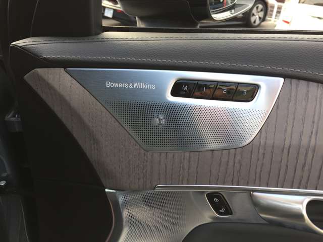 ボルボ ＸＣ９０ リチャージ アルティメット Ｔ８ ＡＷＤ プラグイン ハイブリッド ４ＷＤ R5年 (東海) 99