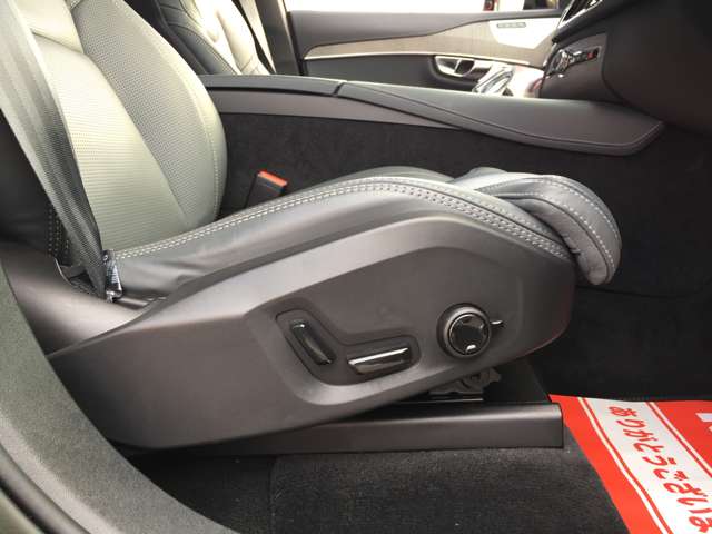 ボルボ ＸＣ９０ リチャージ アルティメット Ｔ８ ＡＷＤ プラグイン ハイブリッド ４ＷＤ R5年 (東海) 99