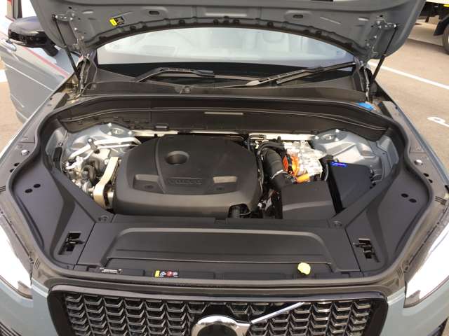 ボルボ ＸＣ９０ リチャージ アルティメット Ｔ８ ＡＷＤ プラグイン ハイブリッド ４ＷＤ R5年 (東海) 99