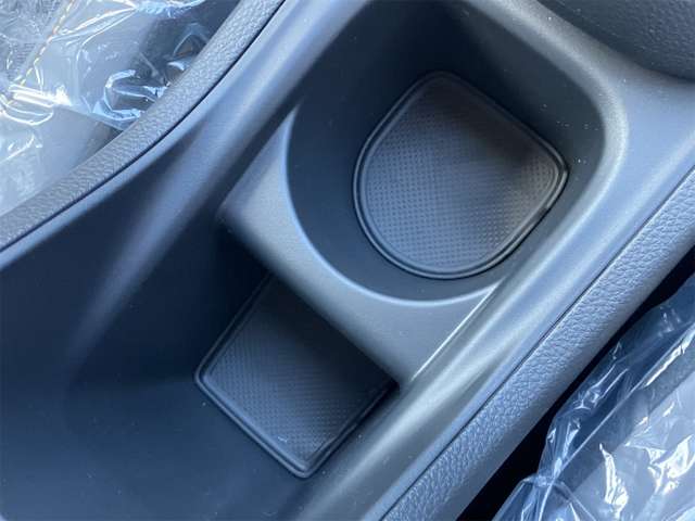 ホンダ フィット　ハイブリッド １．５ Ｅ：ＨＥＶ ＲＳ R6年 (東海) 99