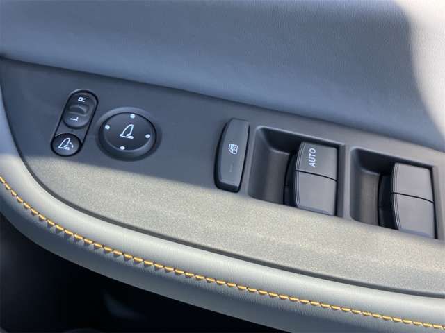 ホンダ フィット　ハイブリッド １．５ Ｅ：ＨＥＶ ＲＳ R6年 (東海) 99