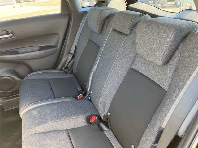 ホンダ フィット　ハイブリッド １．５ Ｅ：ＨＥＶ ＲＳ R6年 (東海) 99