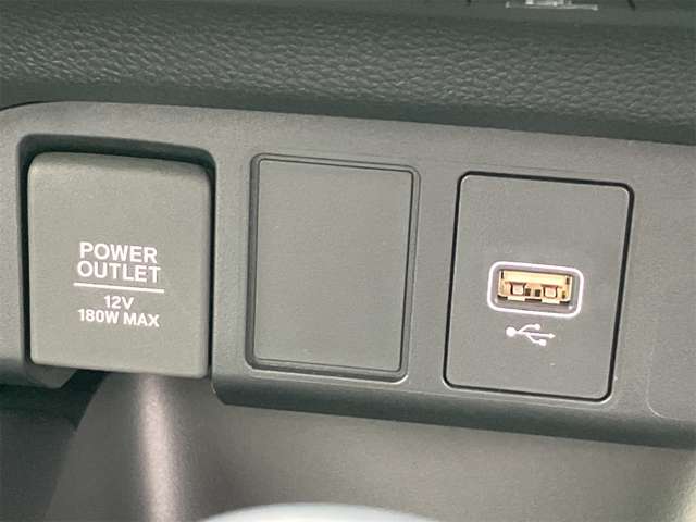 ホンダ フィット　ハイブリッド １．５ Ｅ：ＨＥＶ ホーム R6年 (東海) 99