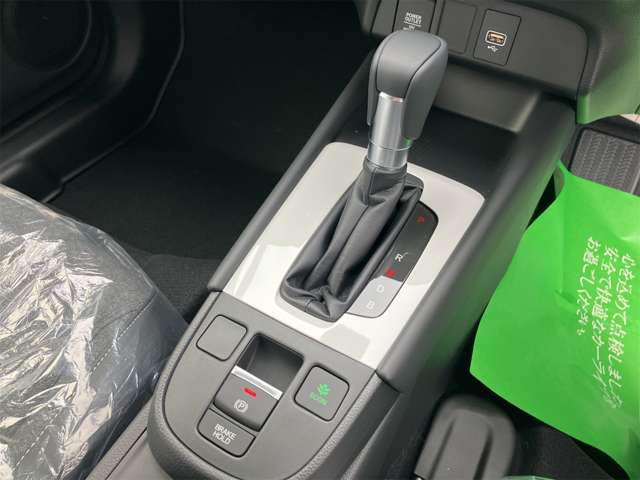 ホンダ フィット　ハイブリッド １．５ Ｅ：ＨＥＶ ホーム R6年 (東海) 99