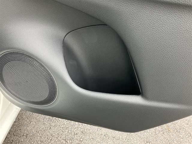 ホンダ フィット　ハイブリッド １．５ Ｅ：ＨＥＶ ホーム R6年 (東海) 99