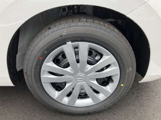 ホンダ フィット　ハイブリッド １．５ Ｅ：ＨＥＶ ホーム R6年 (東海) 99