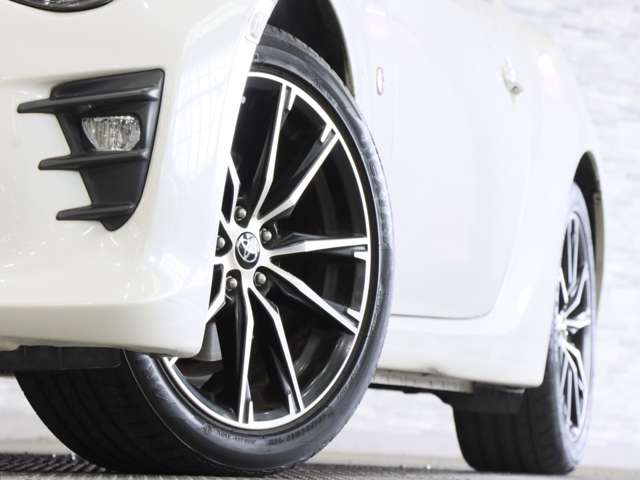 トヨタ ８６ ２．０ ＧＴ H29年 (関東) 99