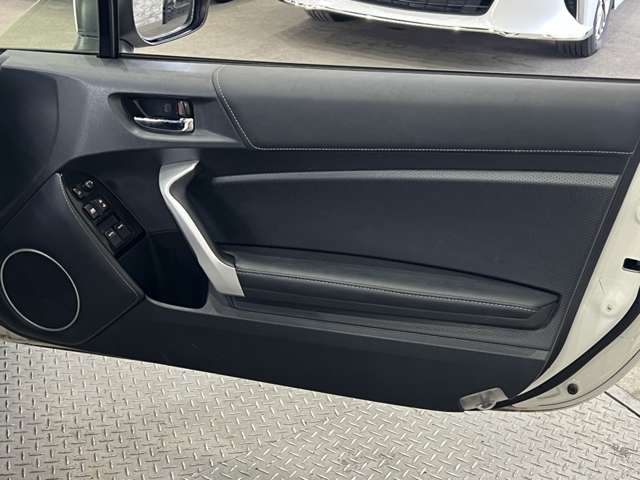 トヨタ ８６ ２．０ ＧＴ H29年 (関東) 99