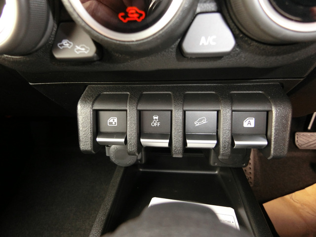 スズキ ジムニー ６６０ ＸＣ ４ＷＤ R6年 (中国) 99