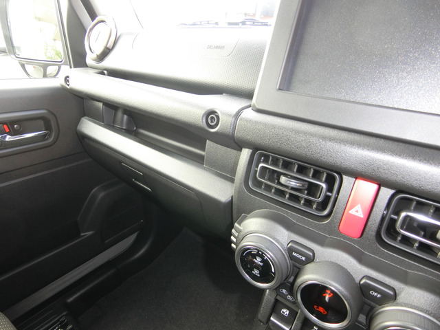 スズキ ジムニー ６６０ ＸＣ ４ＷＤ R6年 (中国) 99