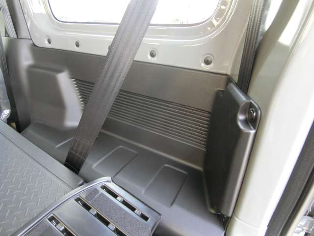 スズキ ジムニー ６６０ ＸＣ ４ＷＤ R6年 (中国) 99