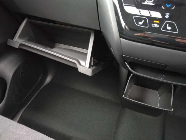 三菱 デリカ　ミニ ６６０ Ｔ プレミアム ４ＷＤ R7年 (関東) 99