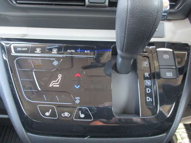 三菱 デリカ　ミニ ６６０ Ｔ プレミアム ４ＷＤ R6年 (中国) 99