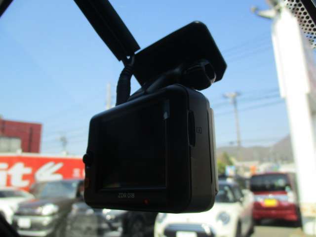 三菱 デリカ　ミニ ６６０ Ｔ プレミアム ４ＷＤ R6年 (中国) 99