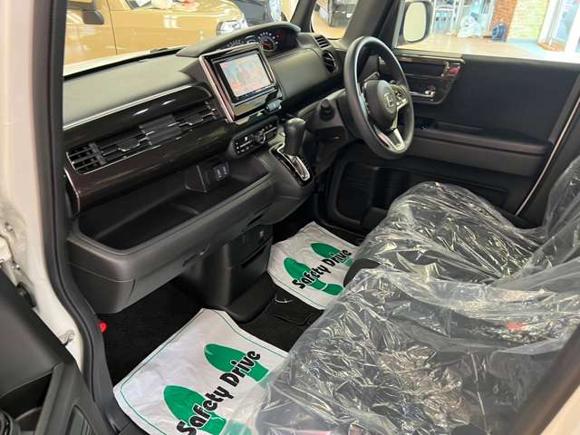 ホンダ Ｎ　ＢＯＸ カスタム ６６０ Ｇ Ｌ ホンダセンシング ４ＷＤ R1年 (北海道) 99