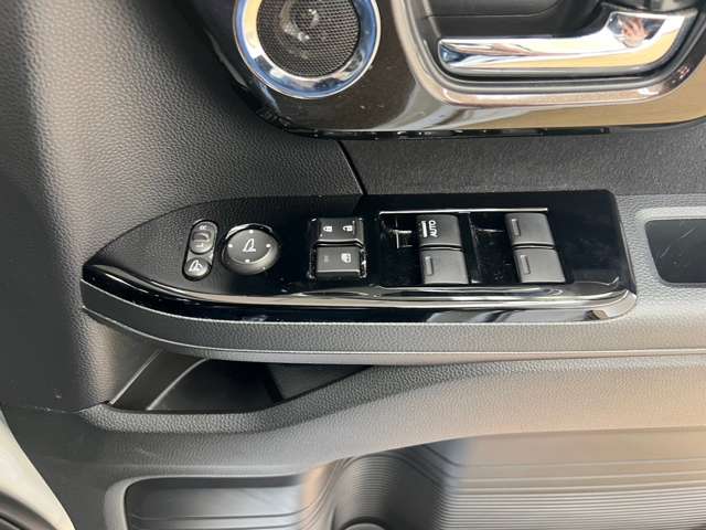 ホンダ Ｎ　ＢＯＸ カスタム ６６０ Ｇ Ｌ ホンダセンシング ４ＷＤ R1年 (北海道) 99