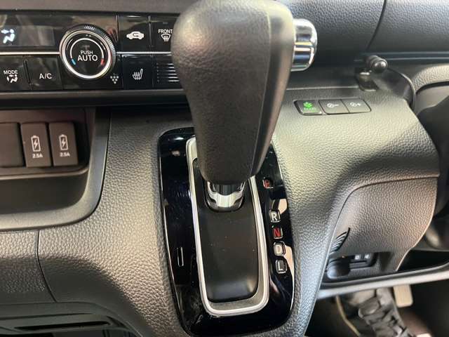 ホンダ Ｎ　ＢＯＸ カスタム ６６０ Ｇ Ｌ ホンダセンシング ４ＷＤ R1年 (北海道) 99