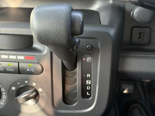 スズキ ＭＲワゴン ６６０ Ｇ H23年 (中国) 99