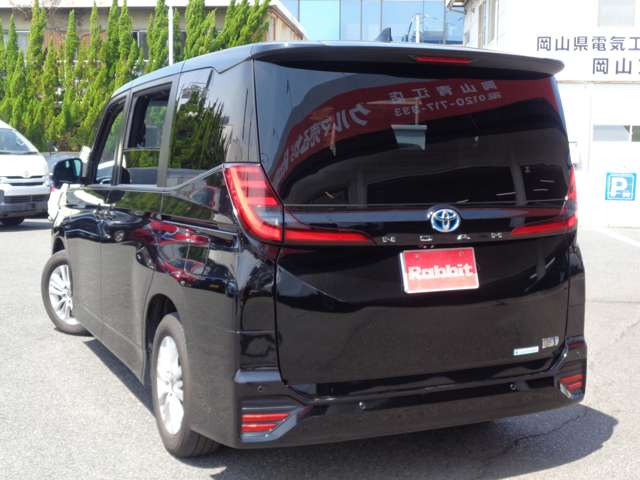 トヨタ ノア １．８ ハイブリッド Ｓ－Ｇ R5年 (中国) 99