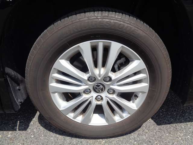 トヨタ ノア １．８ ハイブリッド Ｓ－Ｇ R5年 (中国) 99