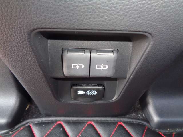 トヨタ ノア １．８ ハイブリッド Ｓ－Ｇ R5年 (中国) 99