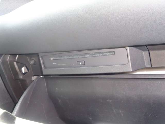 トヨタ ノア １．８ ハイブリッド Ｓ－Ｇ R5年 (中国) 99