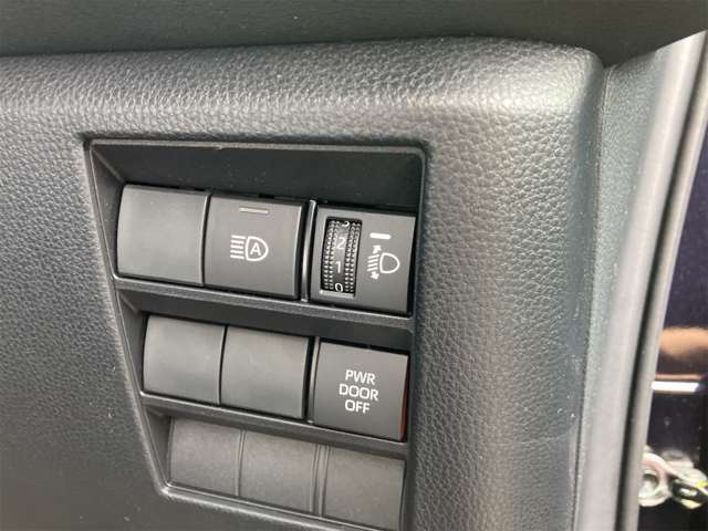 トヨタ ヴォクシー ２．０ Ｓ－Ｚ R5年 (東海) 99