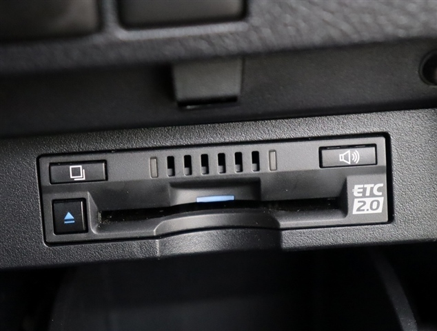 トヨタ ヴェルファイア　ハイブリッド ハイブリッド ２．５ エグゼクティブ ラウンジ Ｚ Ｅ－ＦＯＵＲ ４ＷＤ R1年 (関東) 99