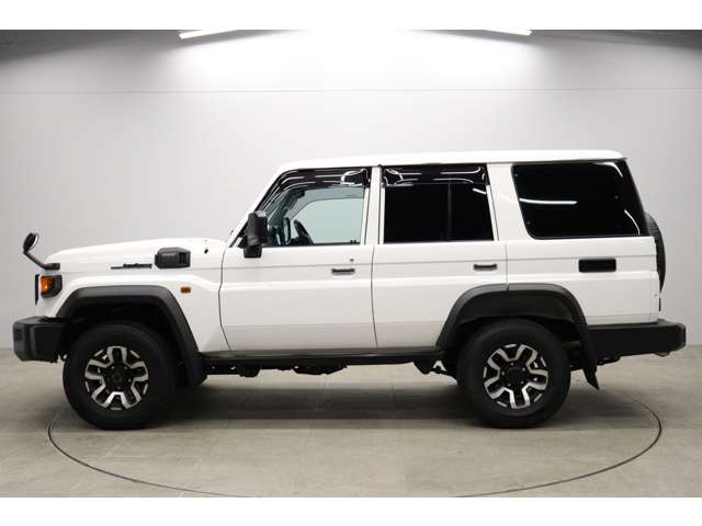 トヨタ ランドクルーザー７０ ２．８ ＡＸ ディーゼルターボ ４ＷＤ R6年 (東海) 99