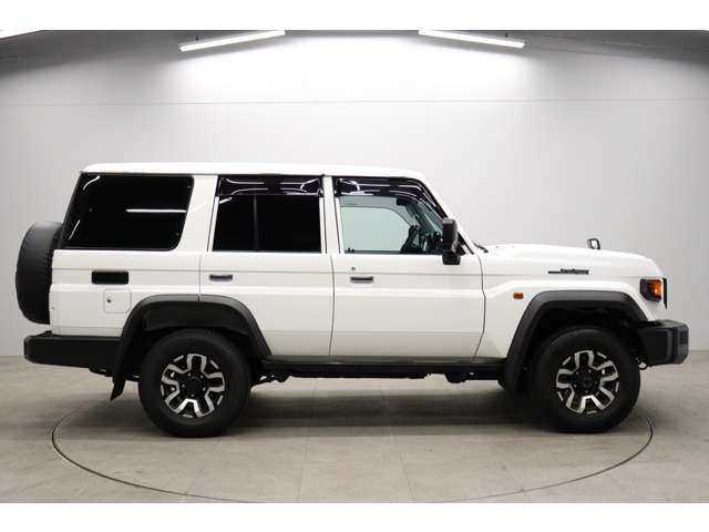 トヨタ ランドクルーザー７０ ２．８ ＡＸ ディーゼルターボ ４ＷＤ R6年 (東海) 99