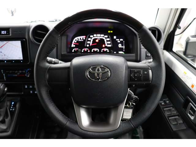 トヨタ ランドクルーザー７０ ２．８ ＡＸ ディーゼルターボ ４ＷＤ R6年 (東海) 99