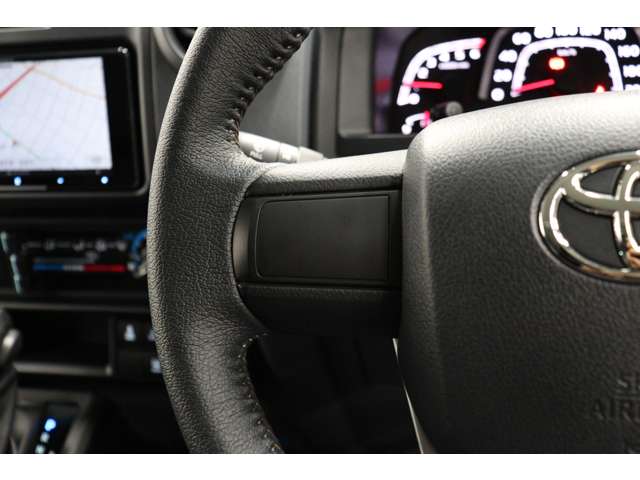 トヨタ ランドクルーザー７０ ２．８ ＡＸ ディーゼルターボ ４ＷＤ R6年 (東海) 99