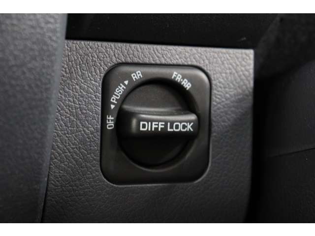 トヨタ ランドクルーザー７０ ２．８ ＡＸ ディーゼルターボ ４ＷＤ R6年 (東海) 99