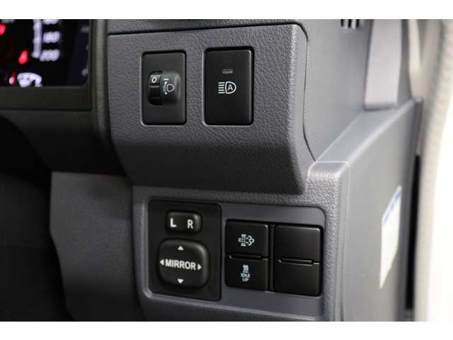 トヨタ ランドクルーザー７０ ２．８ ＡＸ ディーゼルターボ ４ＷＤ R6年 (東海) 99