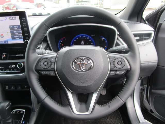 トヨタ カローラクロス　ハイブリッド １．８ ハイブリッド Ｚ Ｅ－ＦＯＵＲ ４ＷＤ R4年 (中国) 99